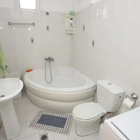 Nella Maisonette Case de vacanță